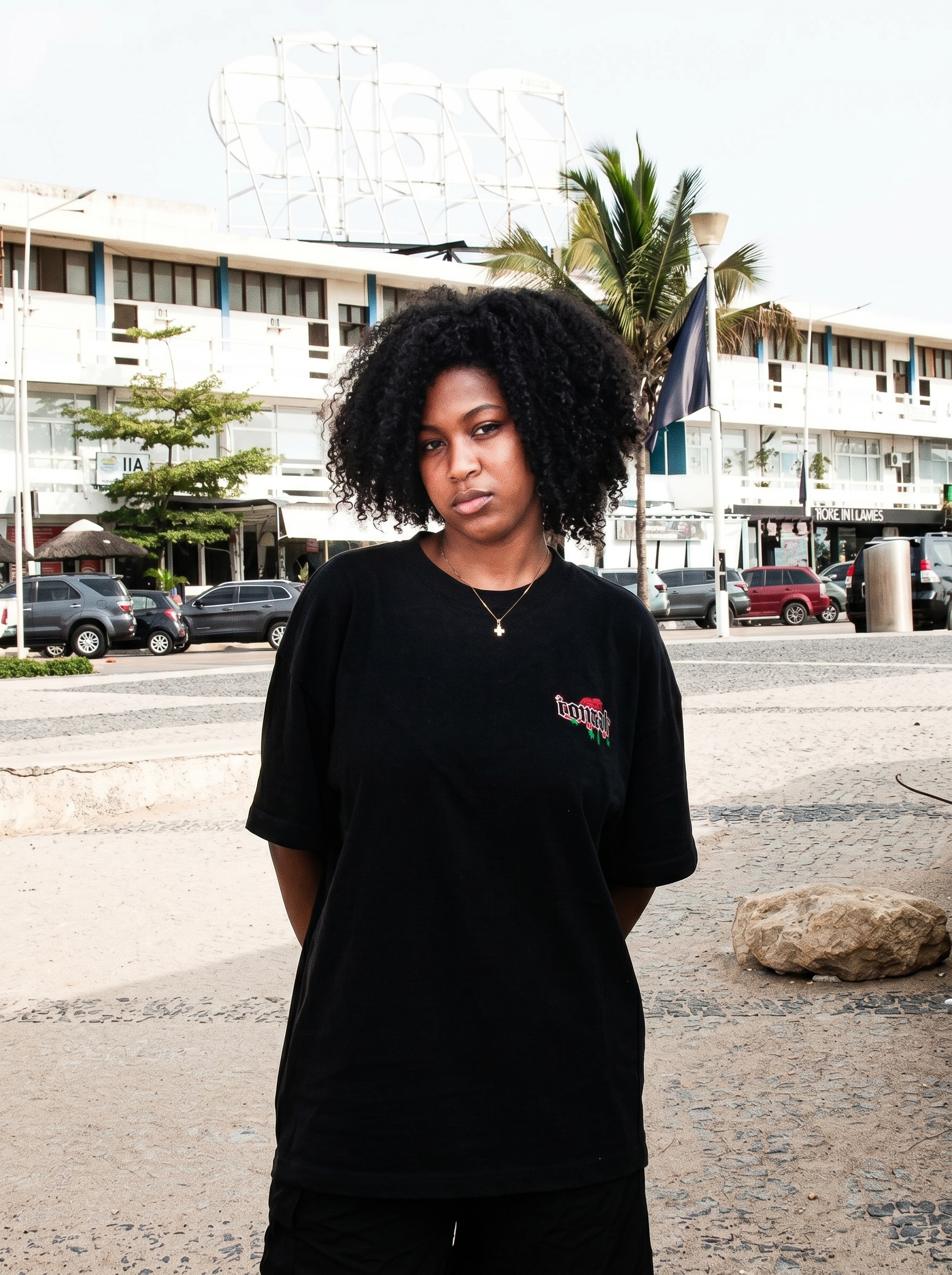 Luanda — Marginal storefront